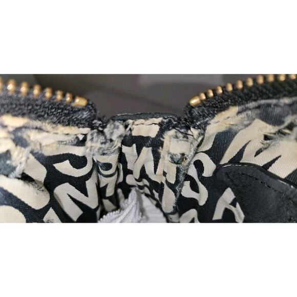 MARC BY MARC JACOBS Hobo Totally Turnlock Shoulder Bag Black 13x13x8 - Picture 13 of 15